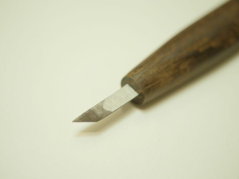 版画刀　薄刃印刀（右）